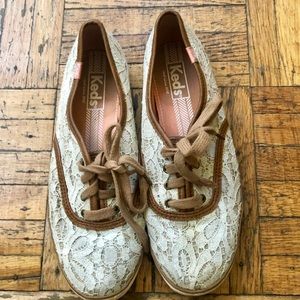 EUC Keds White and Brown Lace Sneakers Size 7.5